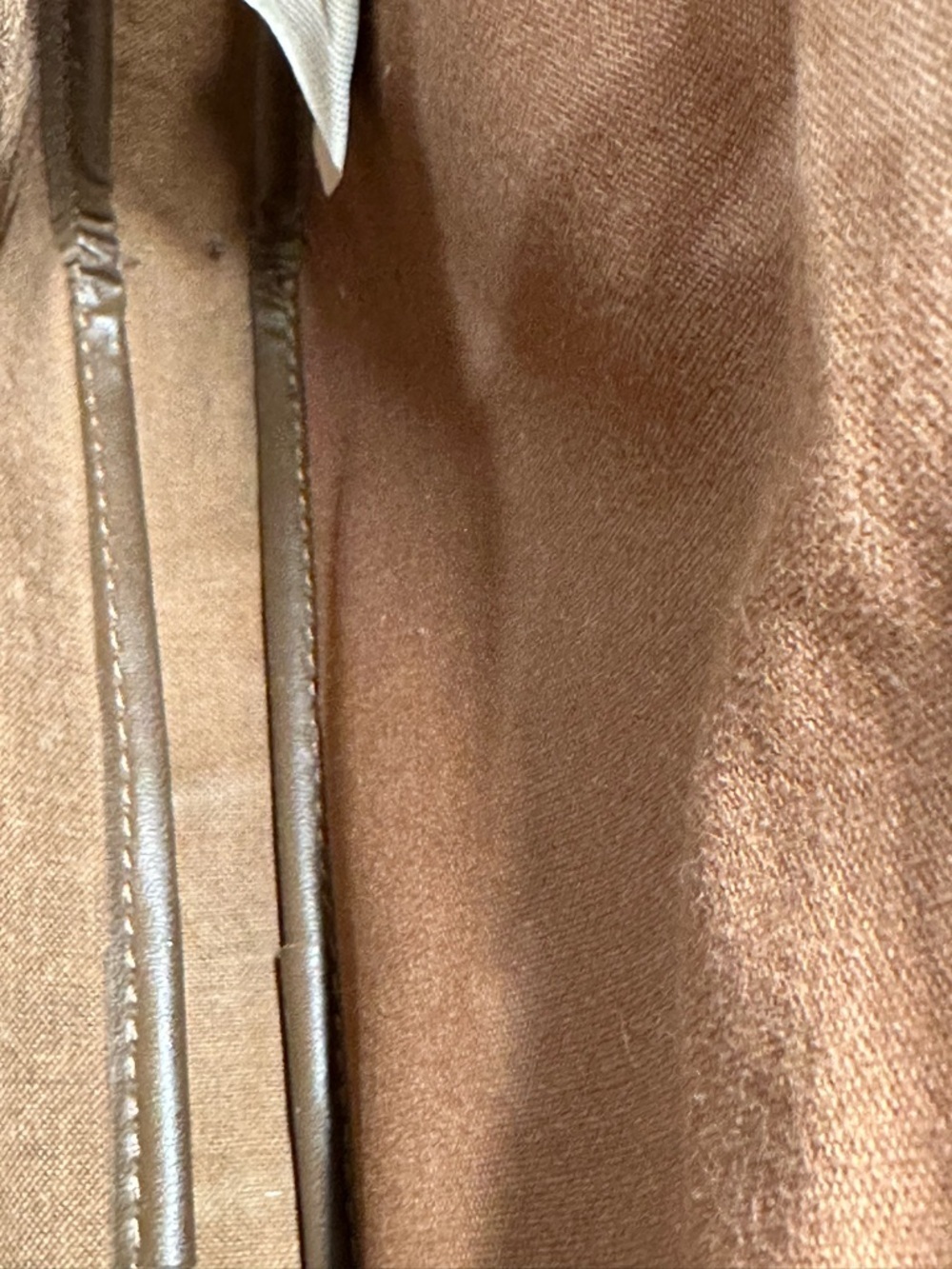 Dunhill Unisex Taupe Toiletry Wristlet with Brown Trim - Picture 12 of 14